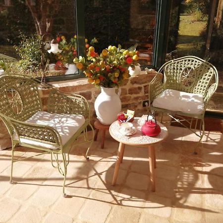 Les Berges De La Planchette Bed & Breakfast Yvignac-la-Tour Dış mekan fotoğraf