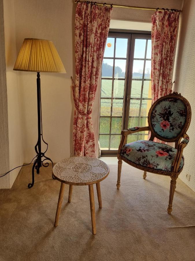 Les Berges De La Planchette Bed & Breakfast Yvignac-la-Tour Oda fotoğraf