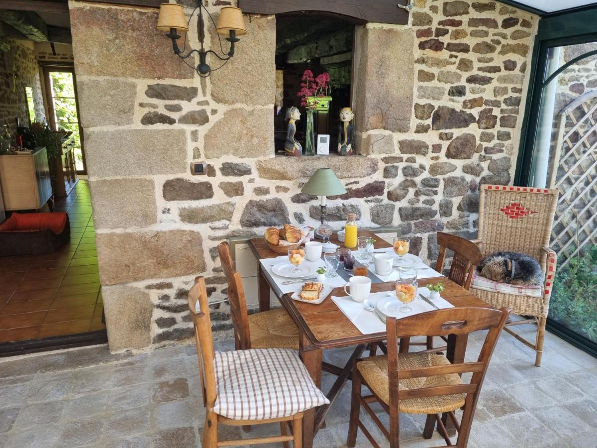 Les Berges De La Planchette Bed & Breakfast Yvignac-la-Tour Dış mekan fotoğraf
