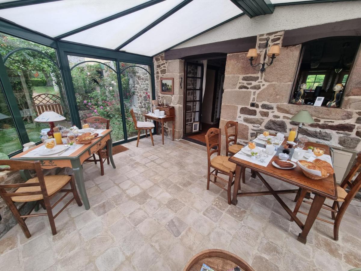Les Berges De La Planchette Bed & Breakfast Yvignac-la-Tour Dış mekan fotoğraf