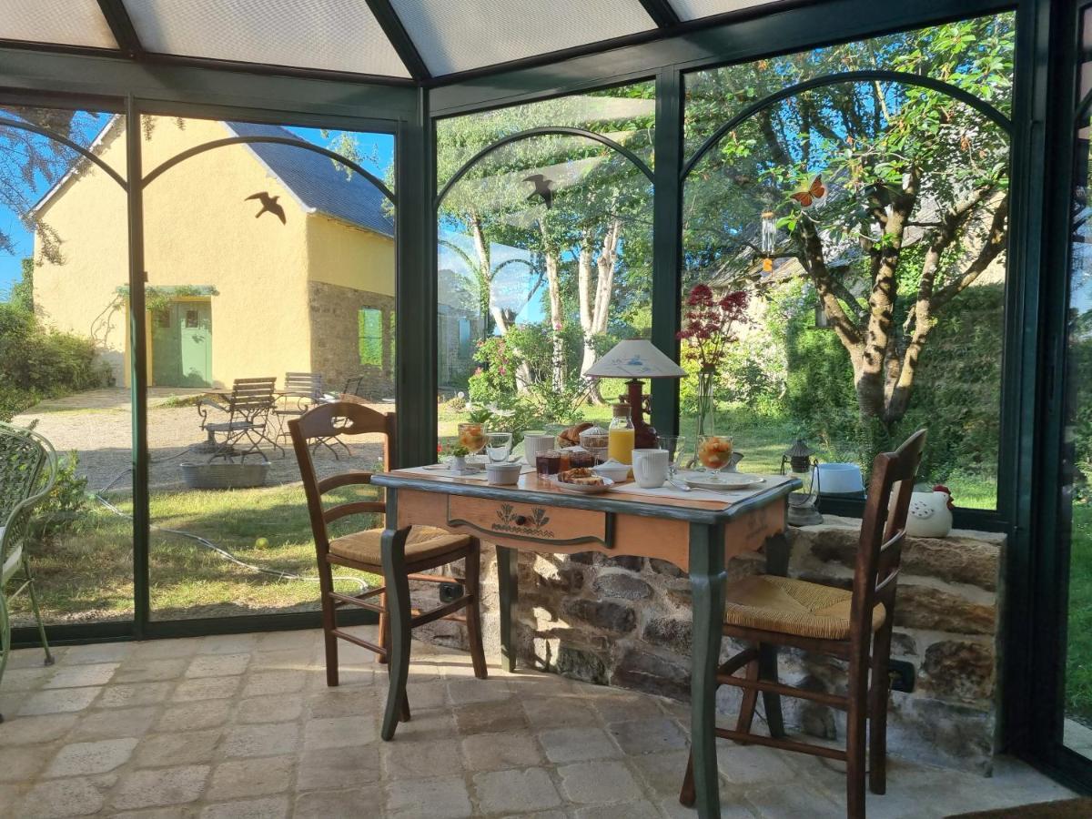 Les Berges De La Planchette Bed & Breakfast Yvignac-la-Tour Dış mekan fotoğraf